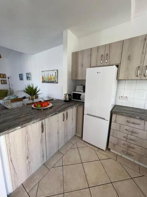 The Best Prime Location Lovely 1 Bedroom Apartment Paphos Eksteriør billede